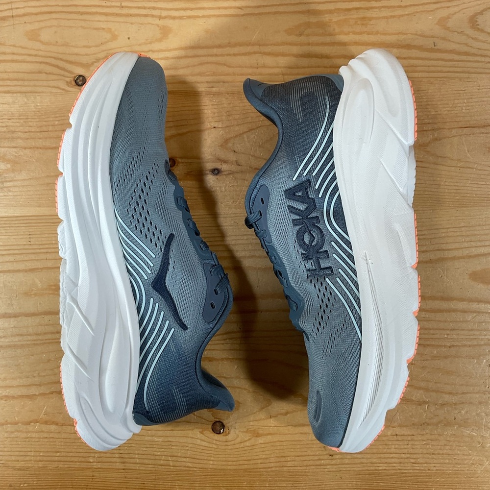 Hoka One Clifton 11 Running Shoes Women’s 8 B Grey White 1176573 FYGL - Picture 7 of 9